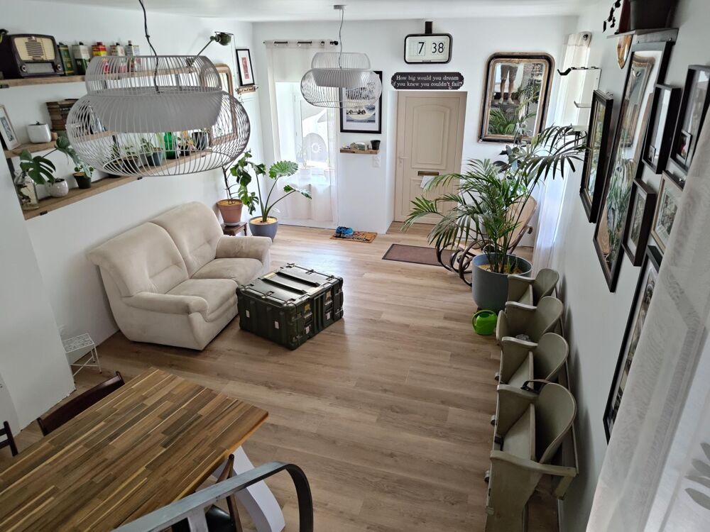 Maison 3 pièces 80 m² · à Saint-Denis-de-Gastines · 80 m² · 92 000 €