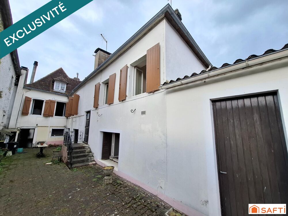 Vente Immeuble Immeuble à rénover, 230m2, 3 logements et local commercial Navarrenx