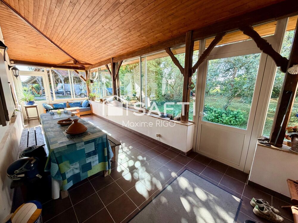 Vente Maison Belle propriété en pierre rénovée avec 5,5 hectares, dépendances et studio indépendant Saint-colomb-de-lauzun