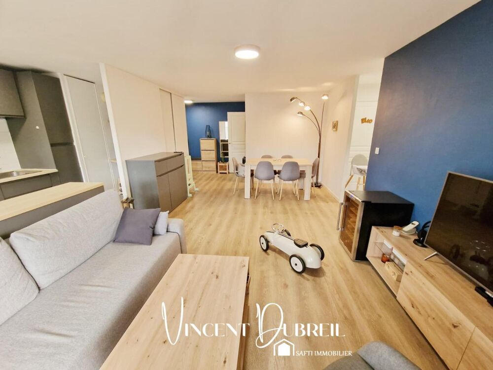 Vente Appartement APPARTEMENT T3 SANS TRAVAUX AVEC GRANDE TERRASSE Nantes