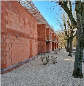  Immeuble � vendre 1200 m�