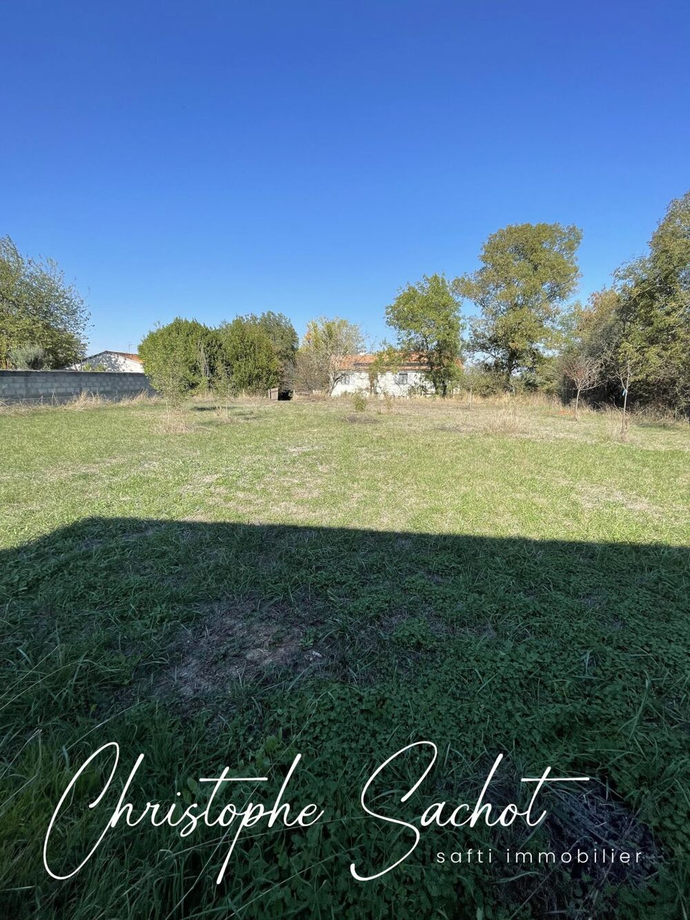 Vente Terrain Parcelle à Bâtir sur Bessines 79000 ! Bessines