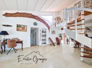  Maison  vendre 7 pices 345 m