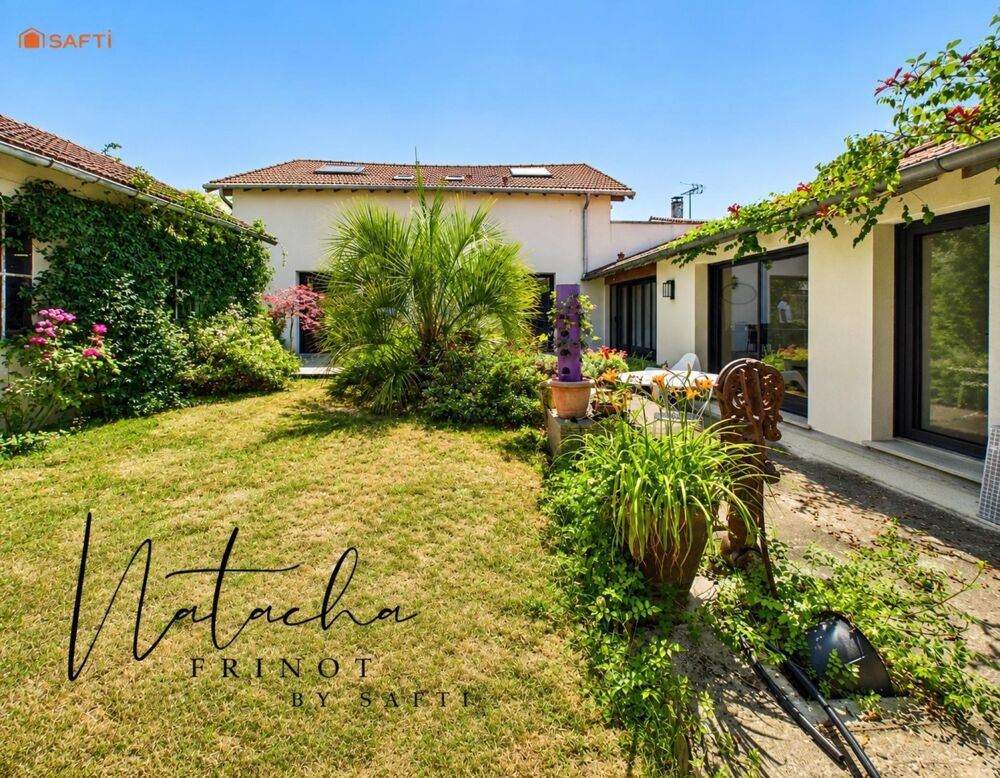 Isle Jourdain  6 ch  Piscine  Jardin Maison Prestige