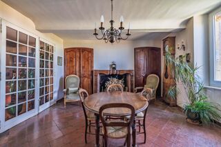  Maison à vendre 11 pièces 161 m²