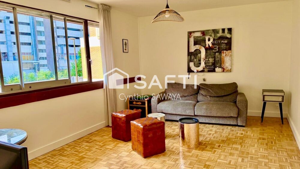 Vente Appartement Studio complètement rénové dans une résidene avec ascenseur, place de parking couverte et cave de 15m2! Boulogne-billancourt