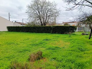  Terrain à vendre 645 m²