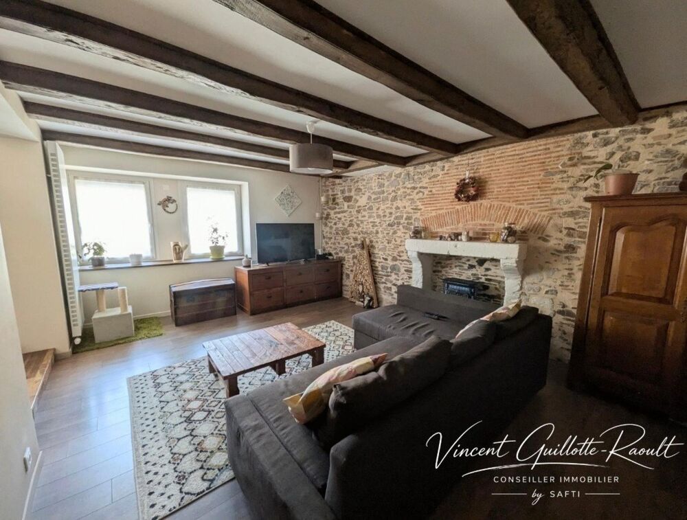Maison familiale 11 pieces-8 chambres-local commercial