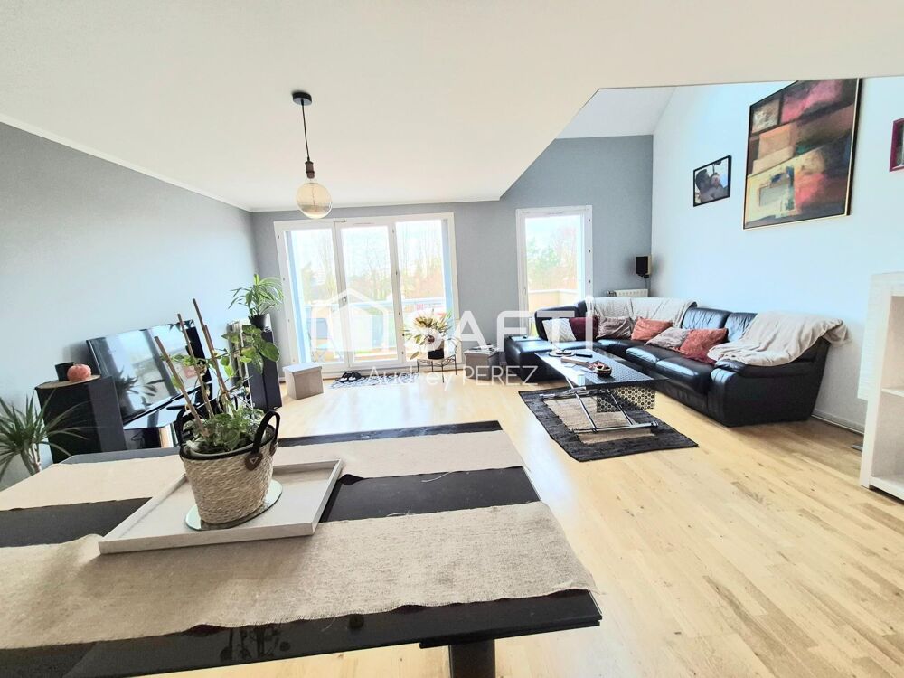 Vente Appartement magnifique appartement de 154 m² avec 1 box extérieur et 1 balcon Pontault-combault