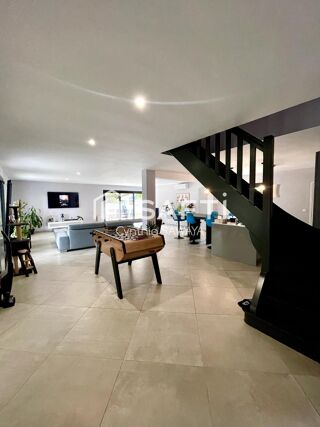  Maison � vendre 7 pi�ces 180 m�