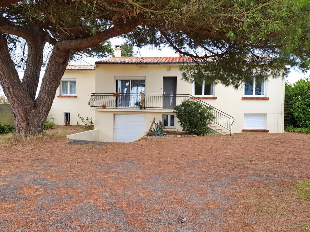 Vente Maison A 4 KM DE LA PLAGE, PROPRIETE AVEC GRAND TERRAIN  & DEPENDANCE Saint-vincent-sur-jard