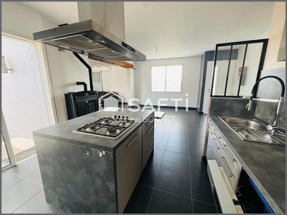 Maison de 110 m² et un appartement de 50 m² soit 160 m² de surface totale!