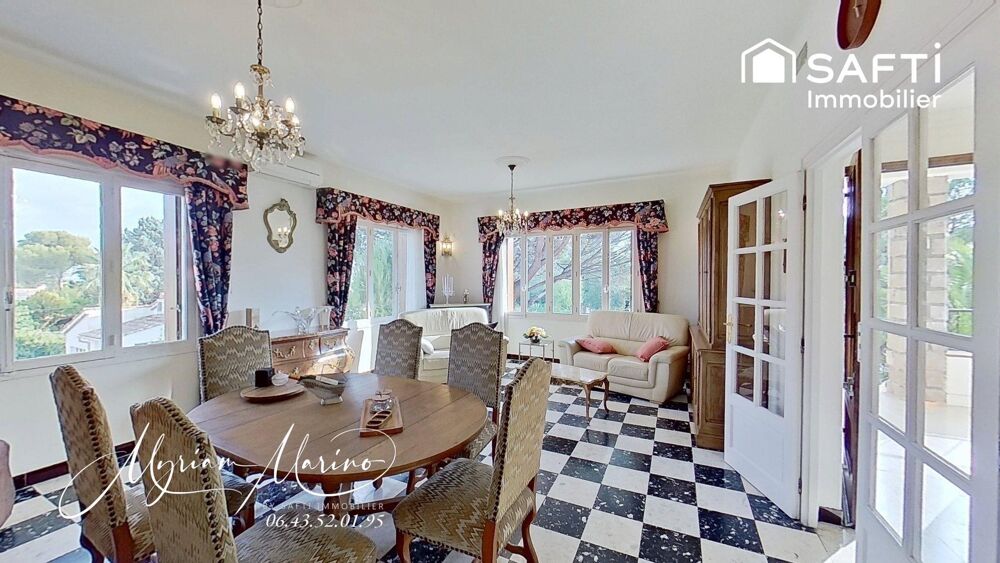 SAINT-AYGULF CENTRE  VILLA 166 M²  2 APPARTEMENTS  GARAGE - TERRAIN 1 000 M²