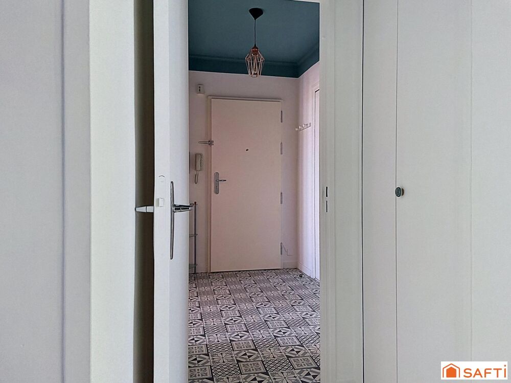 Vente Appartement Avignon: Appartement rénové d'environ 71 m2, 2 chambres avec ascenseur. Avignon