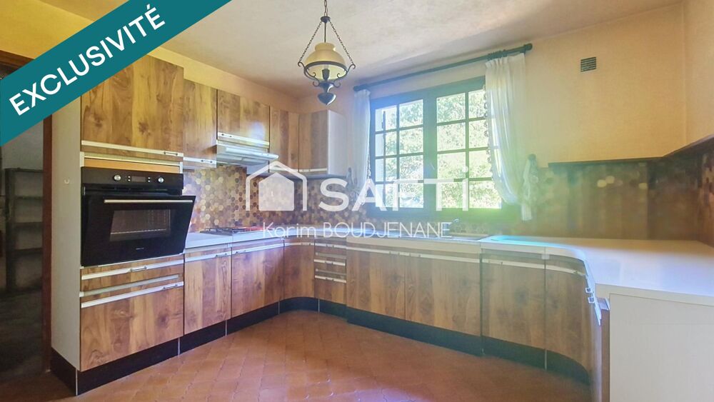 Maison familiale individuelle avec jardin de 864 m²