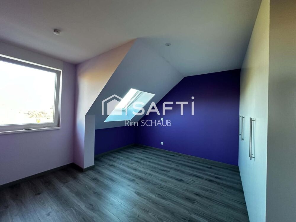 Vente Appartement Attique Lumineux env. 87 m² (92 m² au sol) – 3 ch – Terrasses 42 m² avec pergola bioclimatique – Garage double, parking & cave – Hesingue