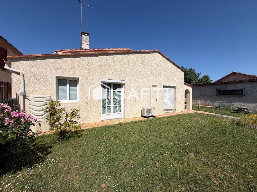Saint Yzan de Soudiac Maison avec garage