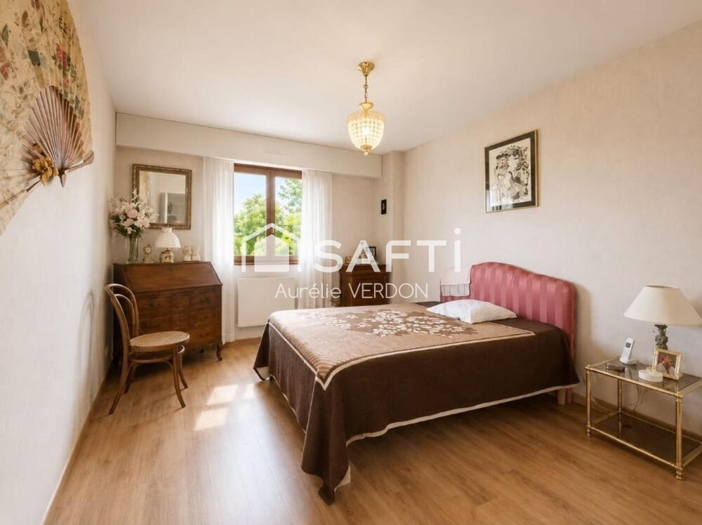 T2 de 64 m² au coeur dun secteur très recherché !
