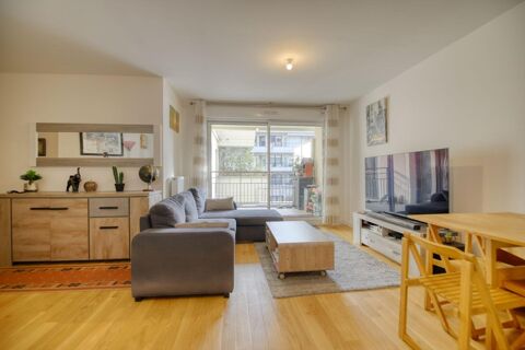   Appartement 3 pi�ces, avec un balcon et un parking Appartement - 3 pi�ce(s) - 64 m�