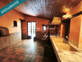  Maison à vendre 12 pièces 392 m²