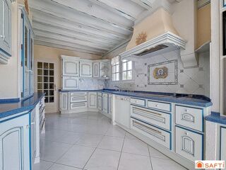  Maison  vendre 9 pices 250 m