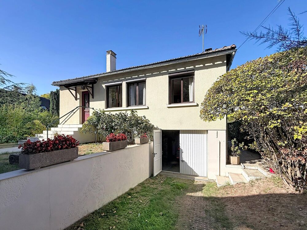 Vente Maison Potentiel, 3 chambres, sous-sol total, beau jardin Senlis