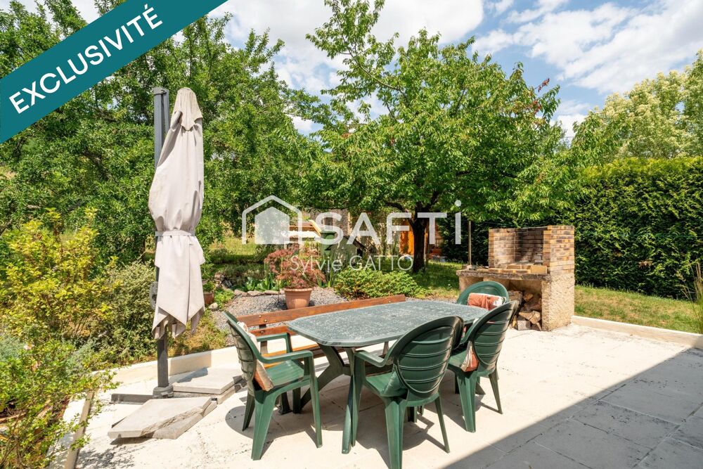À VENDRE  Maison indépendante avec beaux volumes