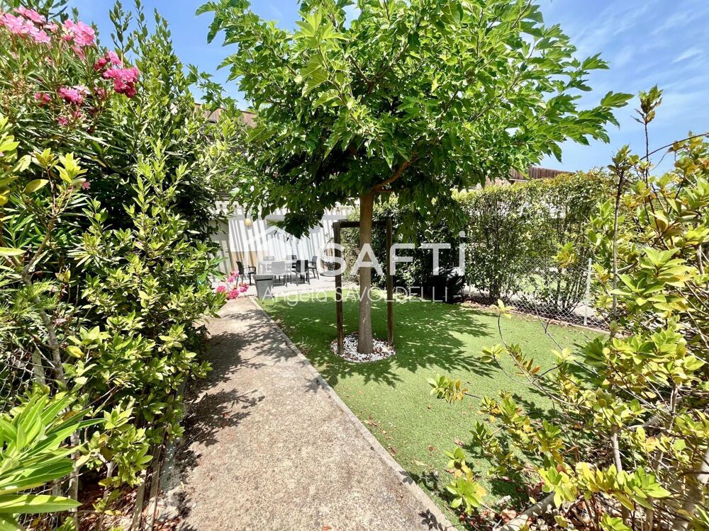 Entre colline et plage, un T2 avec jardin et terrasse dans un cadre privilégié