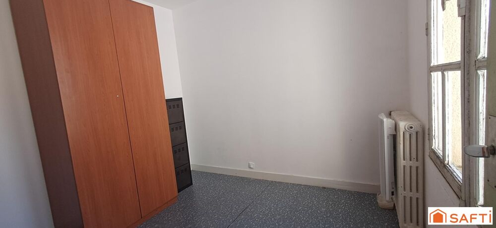 Vente Immeuble Ancien commerce atelier et logement 131m² La ferte-mace