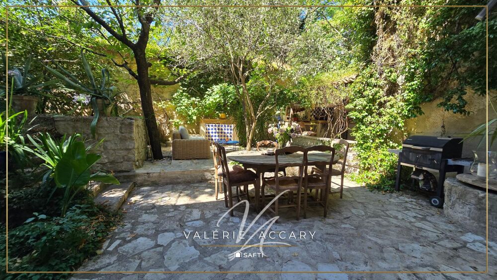 Maison 10 pièces 441 m² · à La Roquebrussanne · 441 m² · 560 000 €