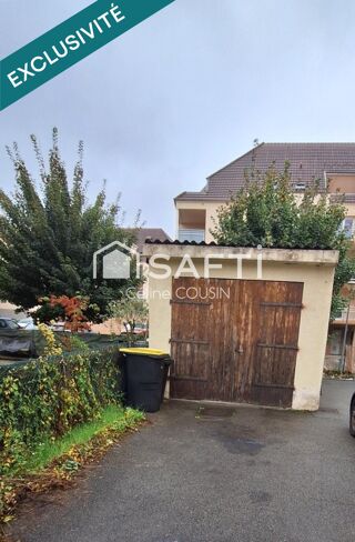 Vente Immeuble Immeuble dans une impasse avec garage, place de parking et jardin Audincourt