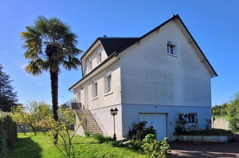   Saint-Jean-le-Blanc. Grande maison familiale 185m� Maison - 7 pi�ce(s) - 185 m�