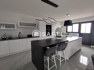 Maison à vendre 4 pièces 136 m²