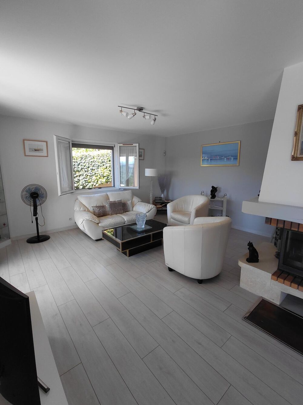 Vente Maison LA ROCHE BLANCHE, Maison d'architecte de 170 m2 La roche-blanche