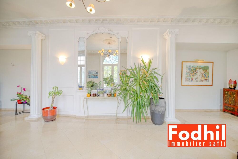 Vente Maison Magnifique maison style château – Centre-ville, 5/6 pièces, jardin et terrasse Chatenay-malabry