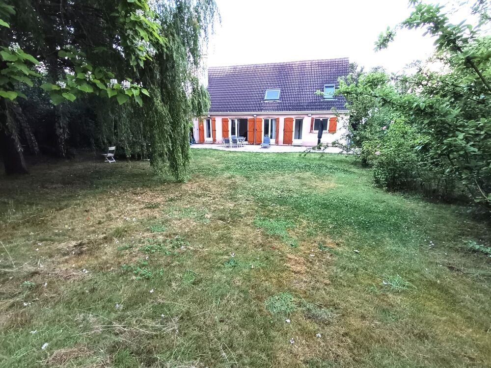 Superbe Maison Individuelle Domaine du Golf de Courdimanche 165M2 au sol 5CH