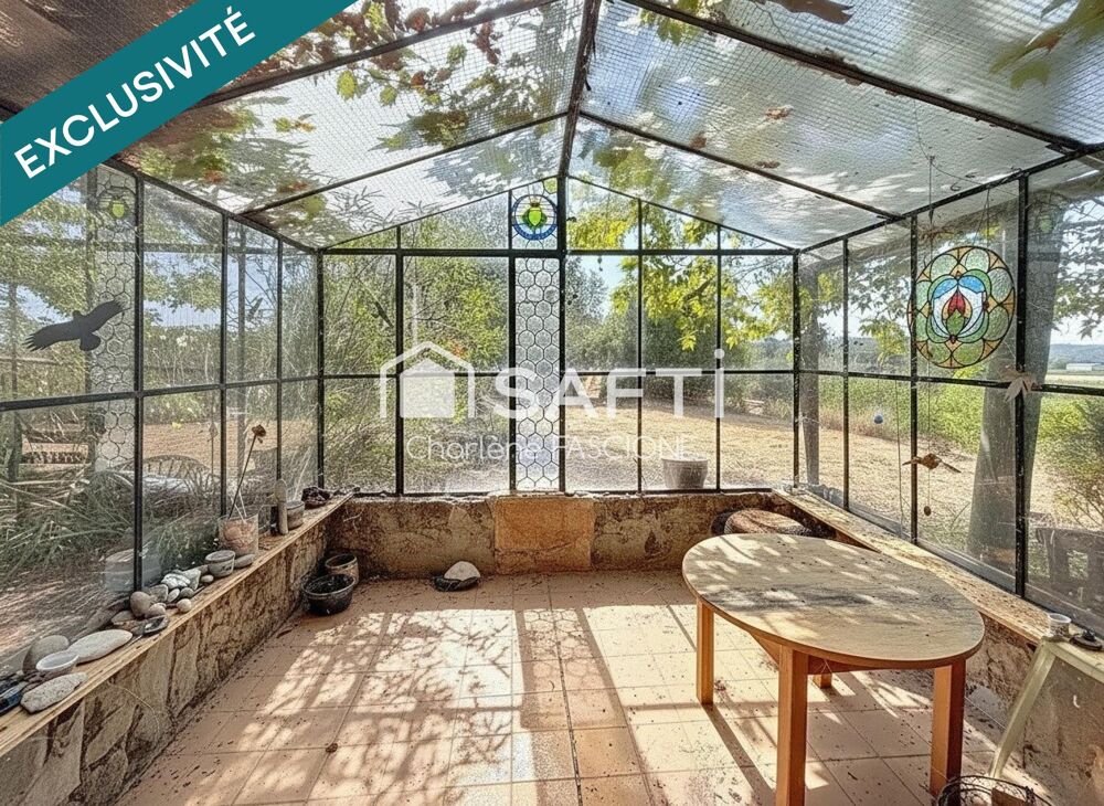Vente Maison Bastidon en pierre à rénover face aux vignes Figanieres