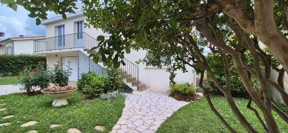 Maison 4 pièces 100 m² · à Echire · 100 m² · 190 000 €