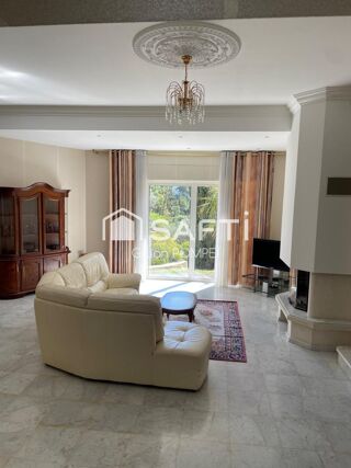  Maison � vendre 6 pi�ces 232 m�