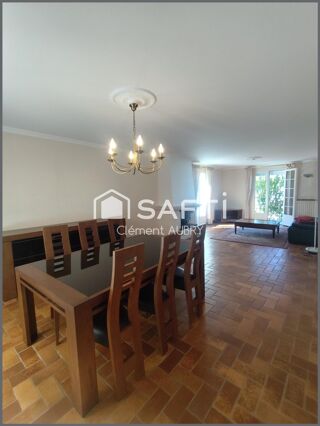  Maison à vendre 8 pièces 174 m²