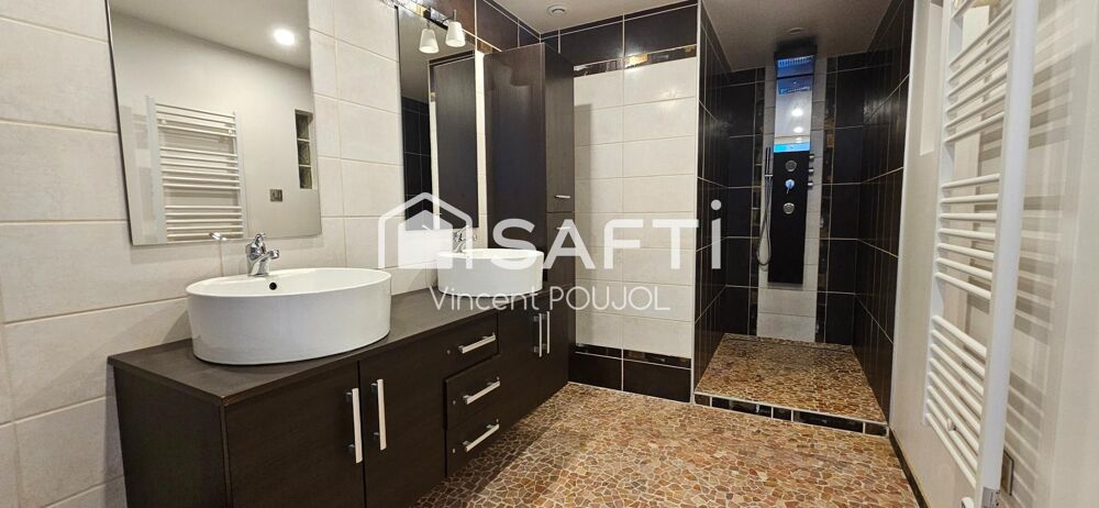 Vente Appartement A u pied de la Gare - Loft de 115 m² habitables - terrasse - place privative de parking Troyes