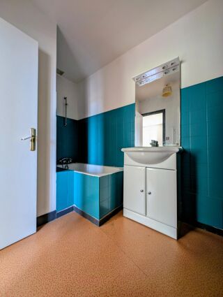  Maison à vendre 10 pièces 227 m²