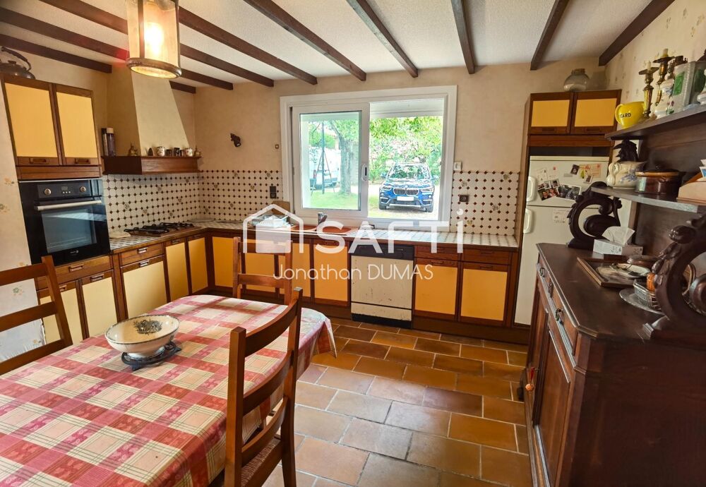 Corps de ferme, 2 maisons sur terrain de 3500m²