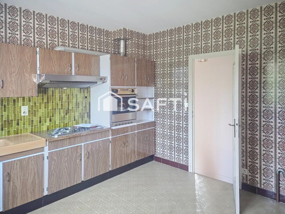 Vente Maison Maison 7 pièces de 229 m² Saint-sulpice-de-pommeray