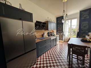  Maison à vendre 10 pièces 239 m²