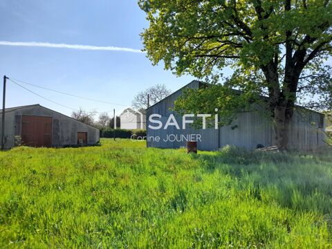 Vaste terrain agricole avec Bati 85000 56220 Limerzel