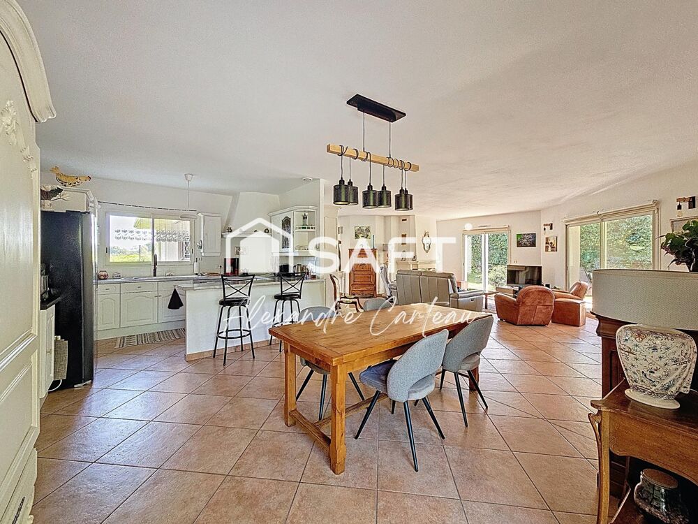 Contemporaine 155 m² 4 chambres, garage et piscine