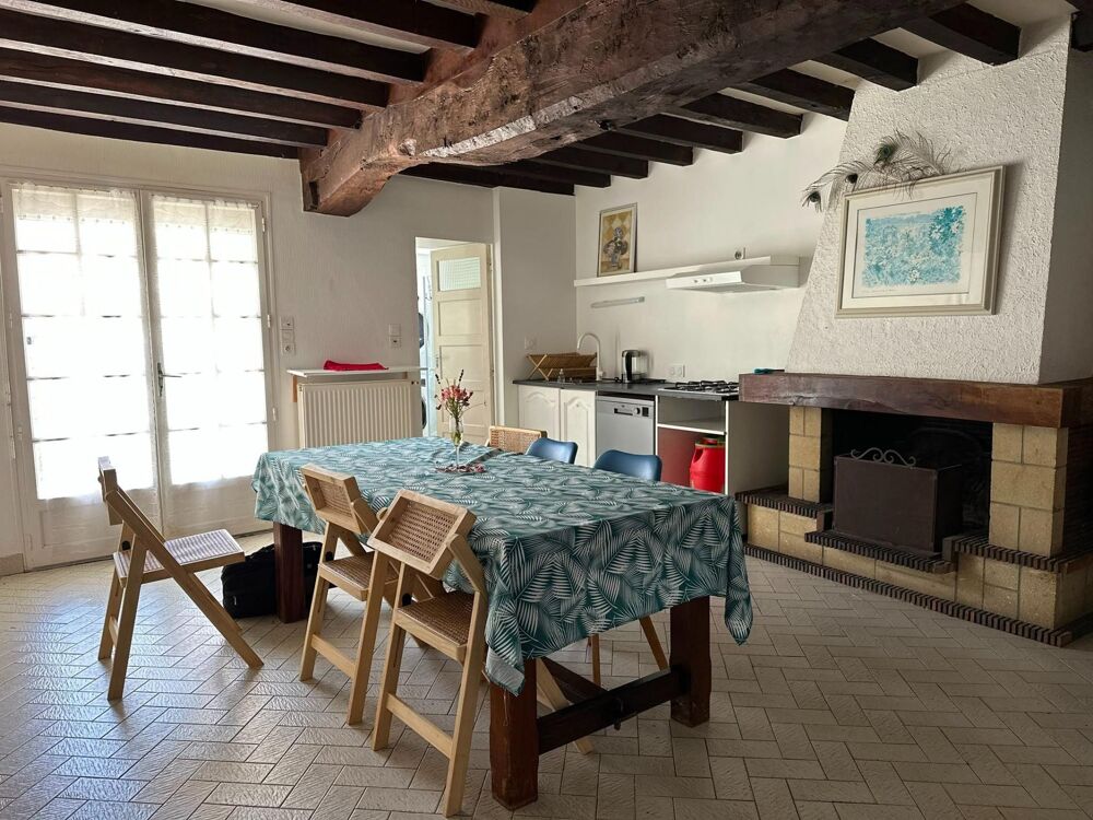 Maison de bourg avec activité gîte  Rentabilité immédiate (15 320 €/an)