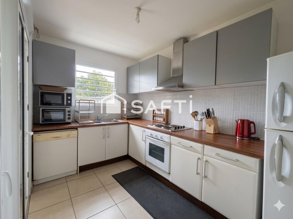 Appartement duplex atypique - esprit maison