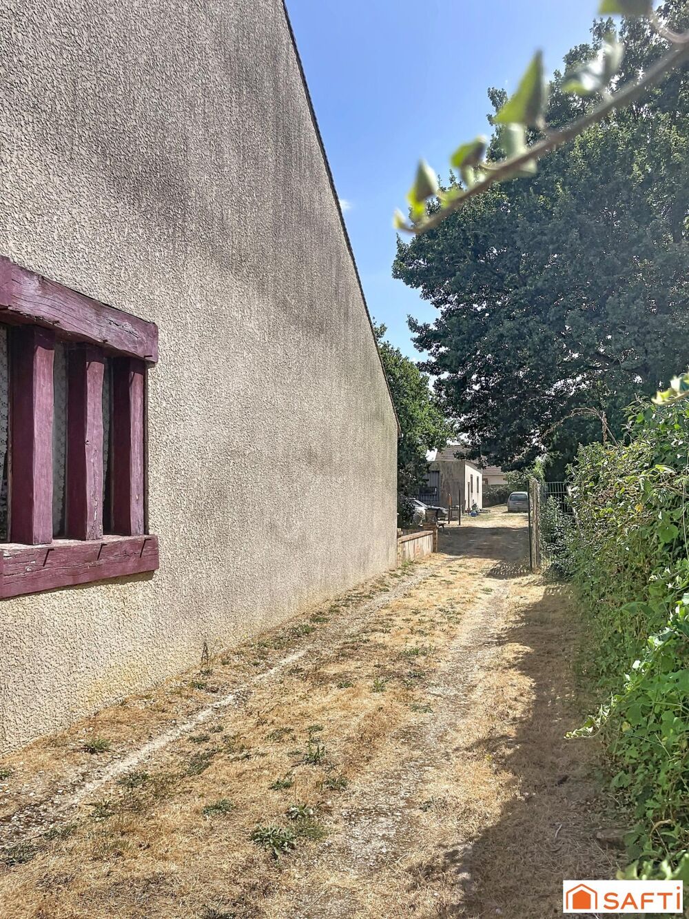 Vente Maison Maison 146 m2 - 4 chambres - Terrain 1756 m2 - idéal artisans pour stockage Boissy-sous-saint-yon